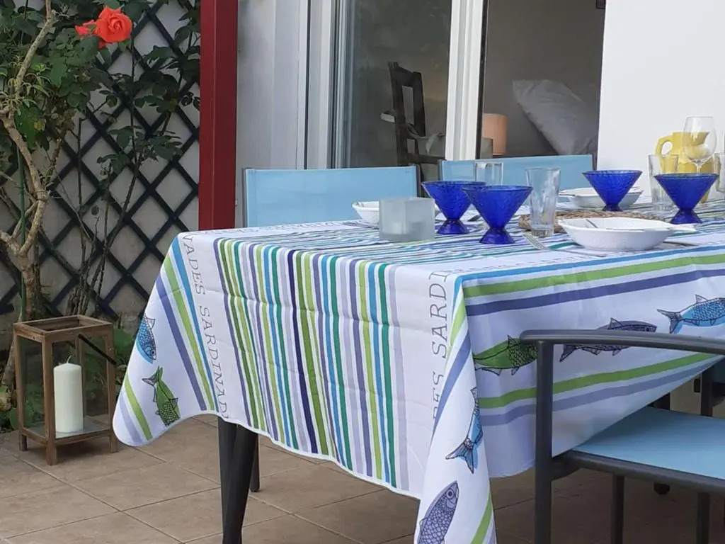 Maison de vacances avec terrasse, jardin, garage, animaux acceptés à Royan - FR-1-494-116