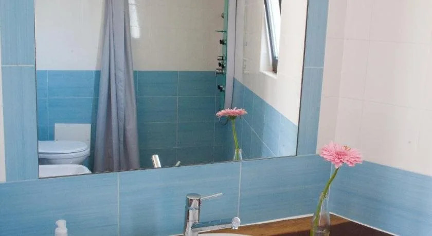 Good Feeling Hostel & Guest House