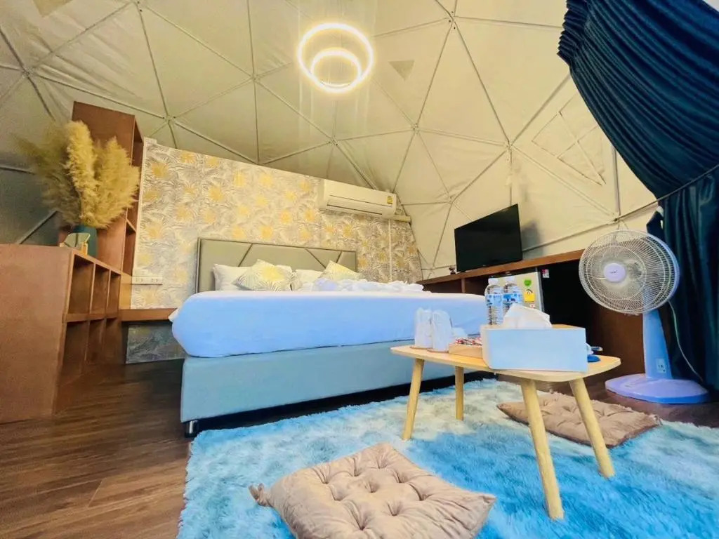 PaPa Q suite Resort