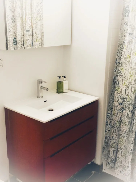 221 Luxury Suites