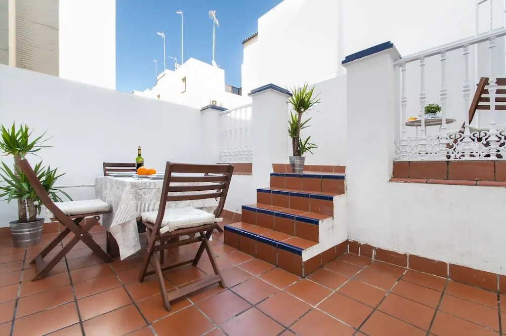 Apartment in Front of the Cathedral. 2 Bedrooms. Catedral I