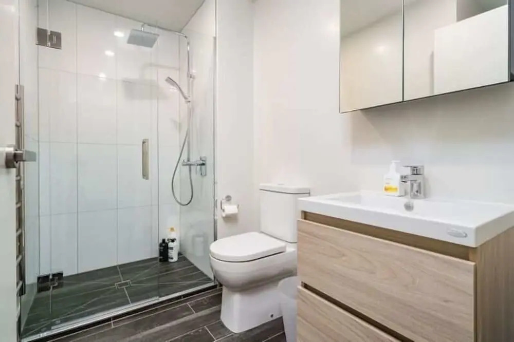 Brand New Apartment on Anzac Ave