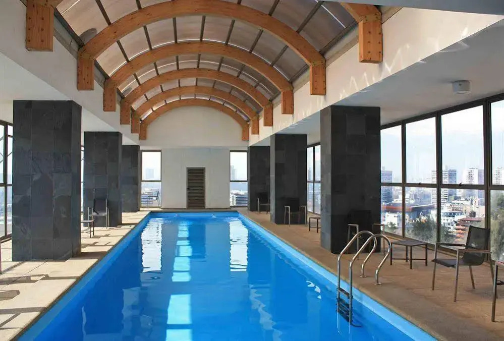 Amistar Apartments
