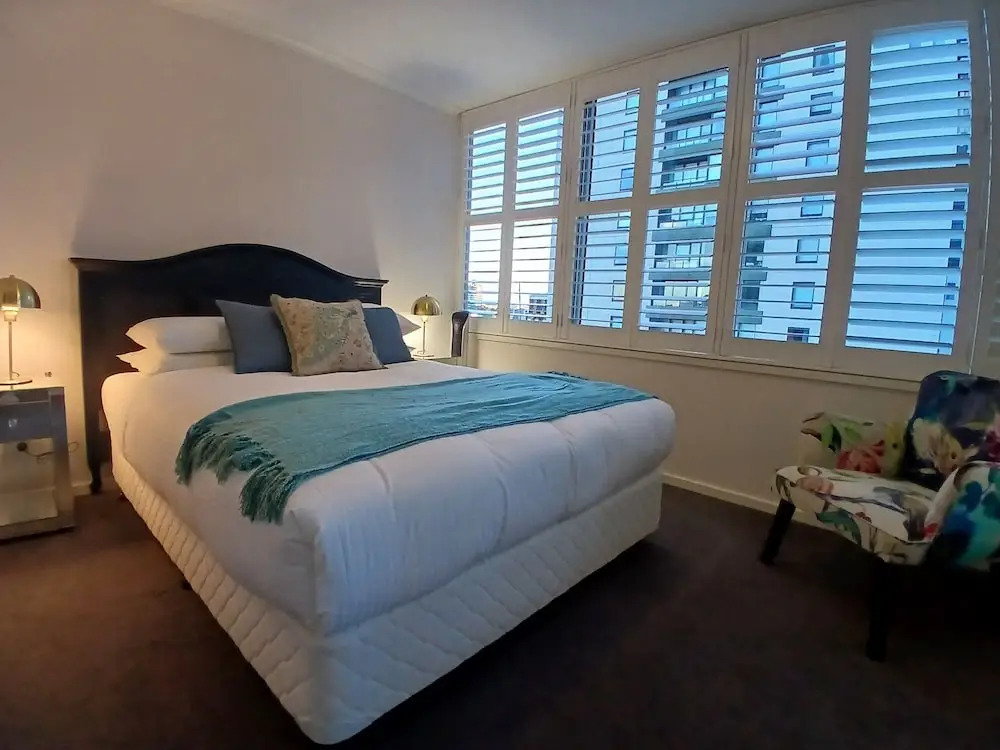 ReadySet Apartments at Southbank Condos