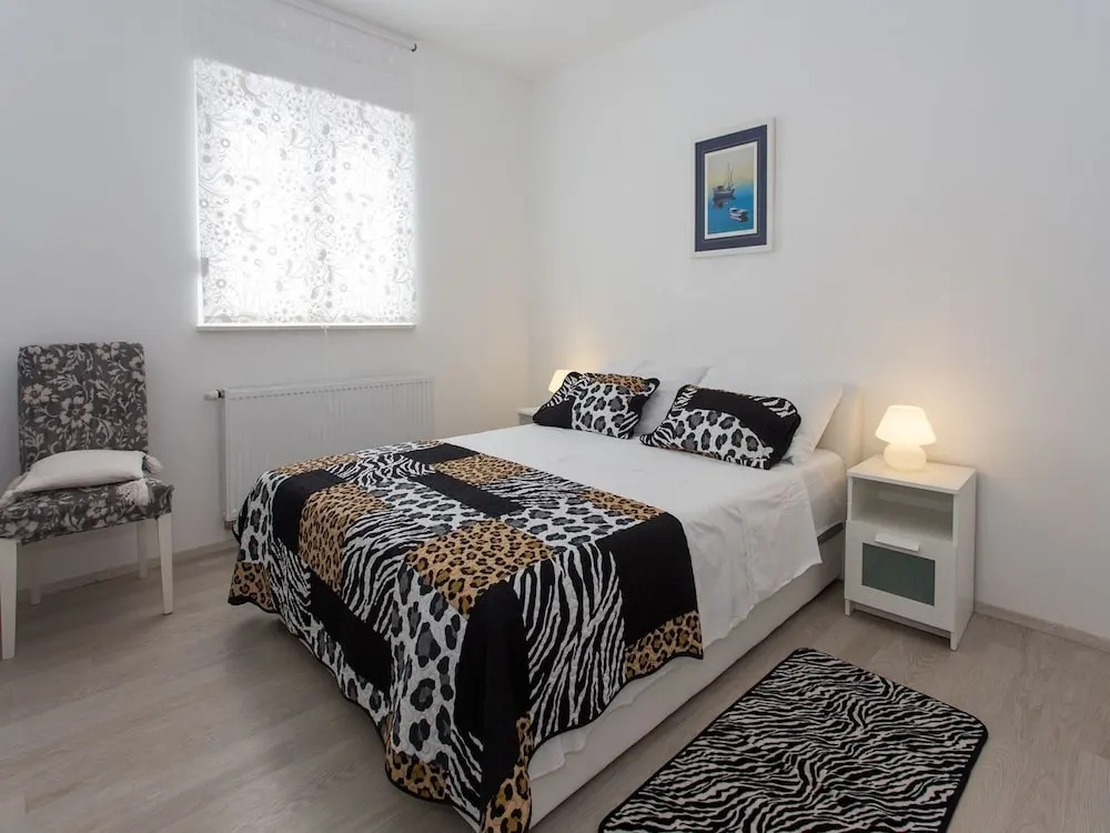 Spacious Villa in Vodice With Pool