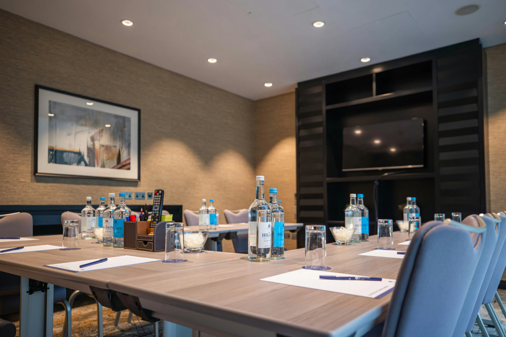 DoubleTree by Hilton Woking