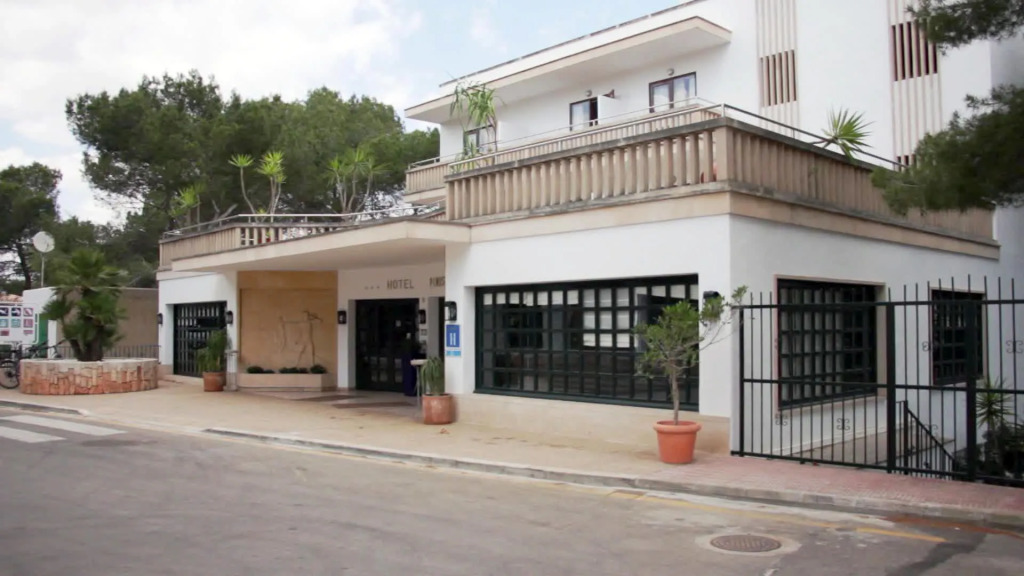 Hotel Pinos Playa