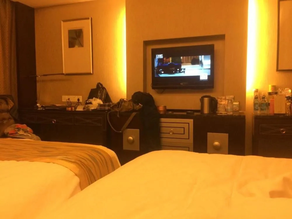 Sinkal Crown Hotel