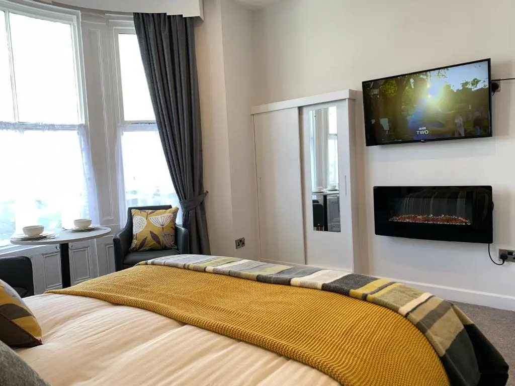 The Marlborough Sea View Holiday Apartments