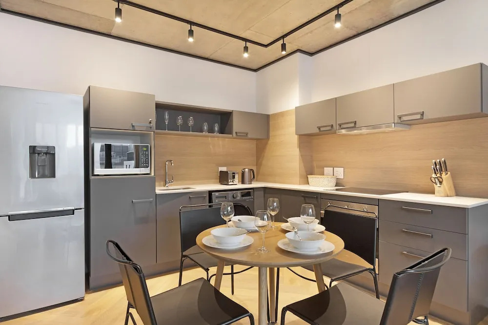 Bridgewater View 415 by HostAgents