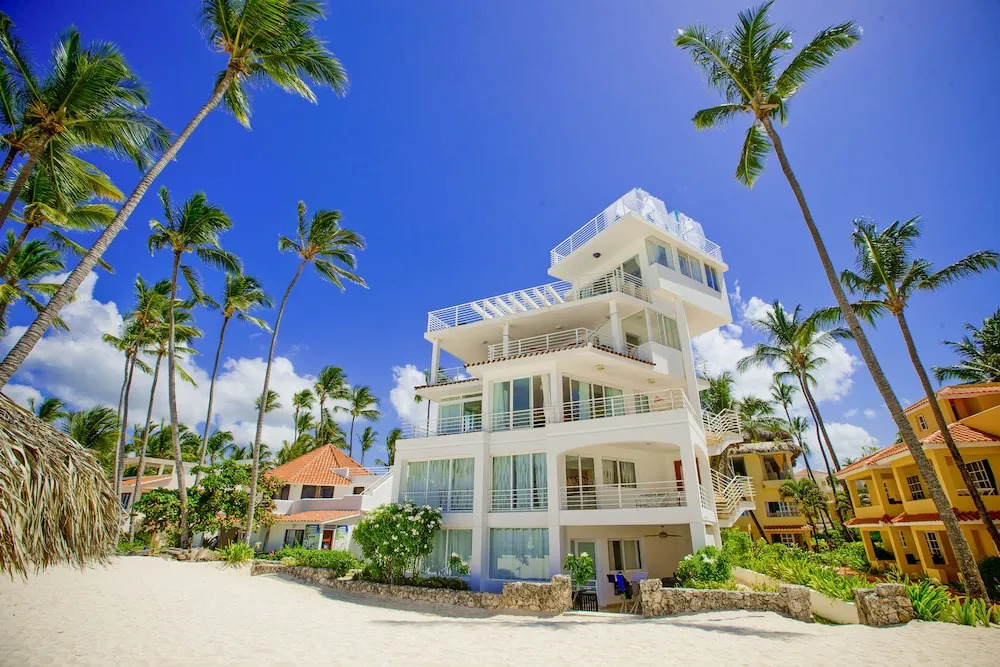 Everything Punta Cana - Top Beachfront
