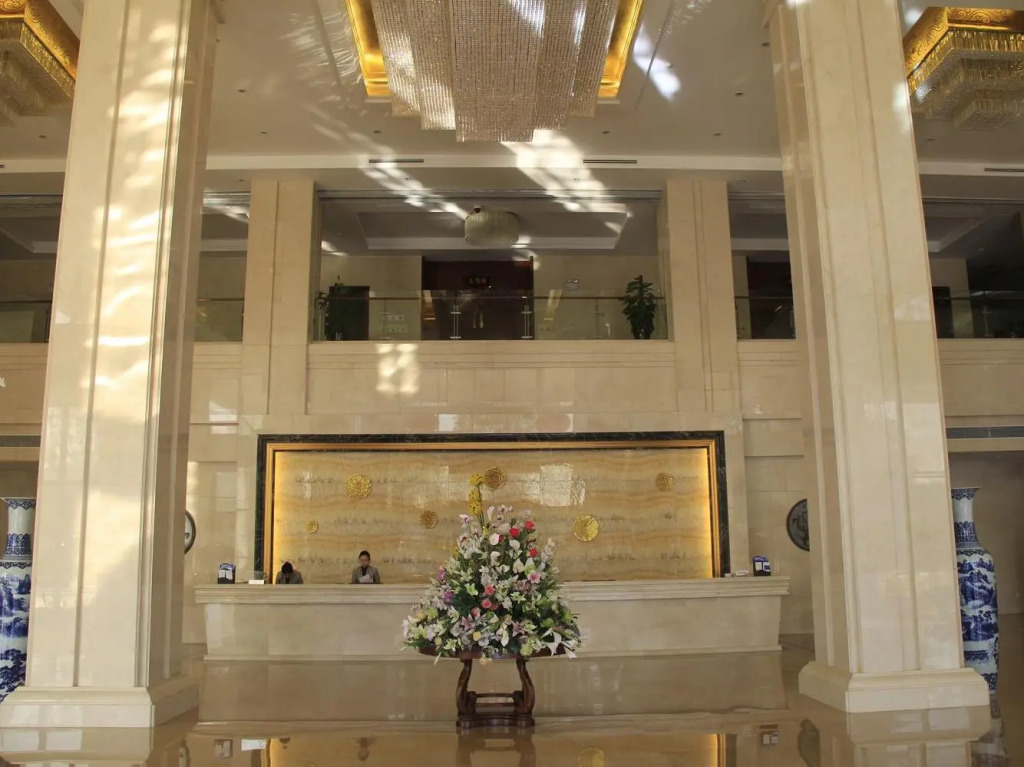Zhongfei Grand Sky Light Hotel