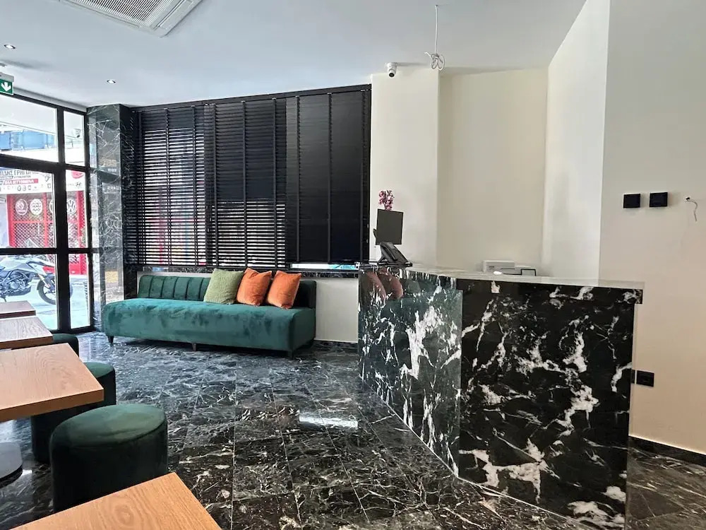 Downtown Suites