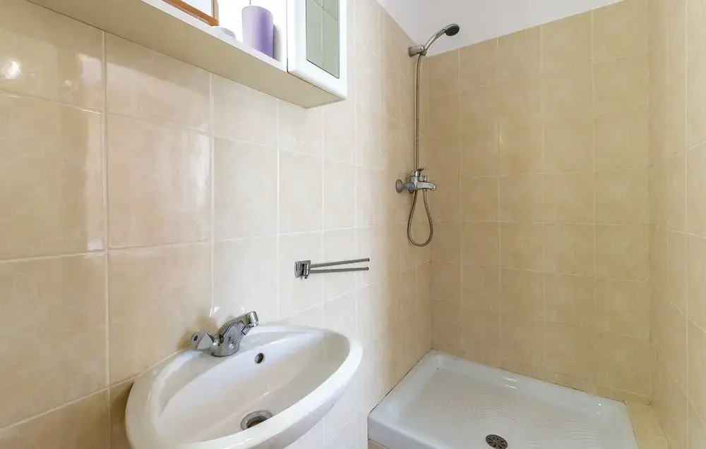 Dino - Spacious Near City Centre - A1