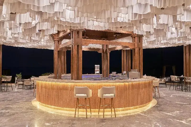 True Beach Resort