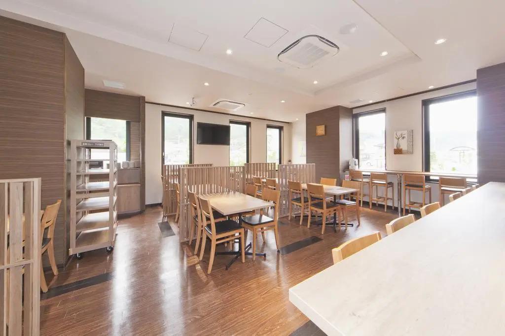 Hotel Route-Inn Saiki Ekimae