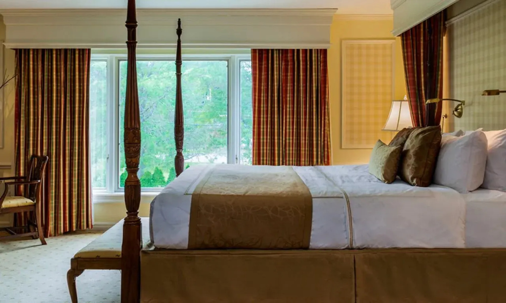 Orchards Hotel