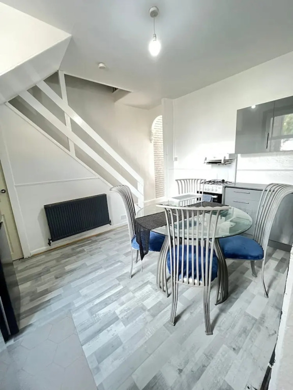 Beautiful 4-bed House in Ramsgate