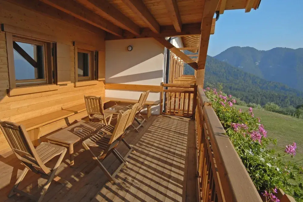 Rifugio Predaia Ai Todesci