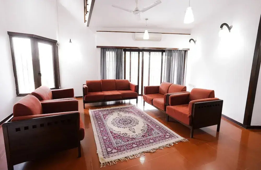 Stylish 5 Bedroom Villa With Private Pool