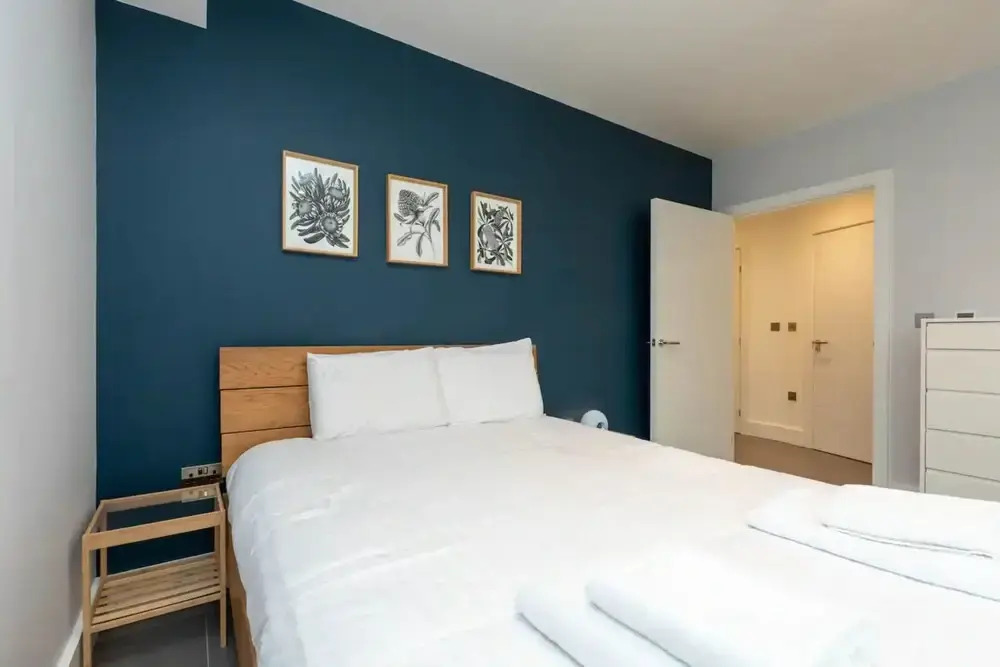 Modern Family Friendly 2 Bedroom Flat in Hackney Wick