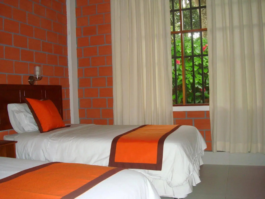 Altavista Casahotel