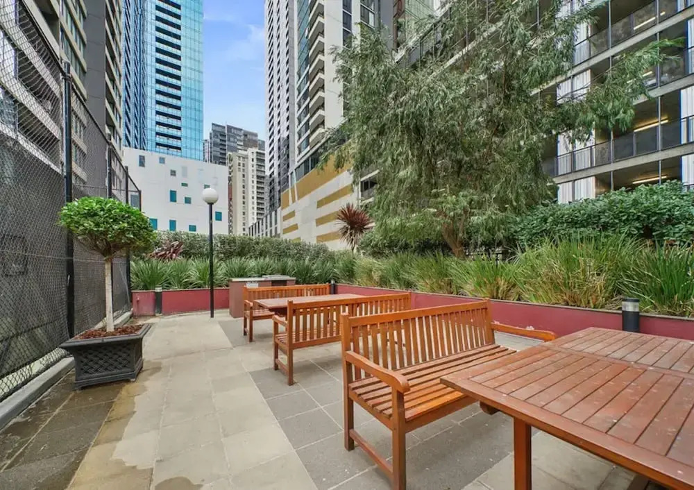 ReadySet Apartments at Southbank Condos
