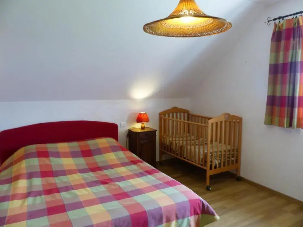 Gîte Audes, 6 pièces, 10 personnes - FR-1-489-119
