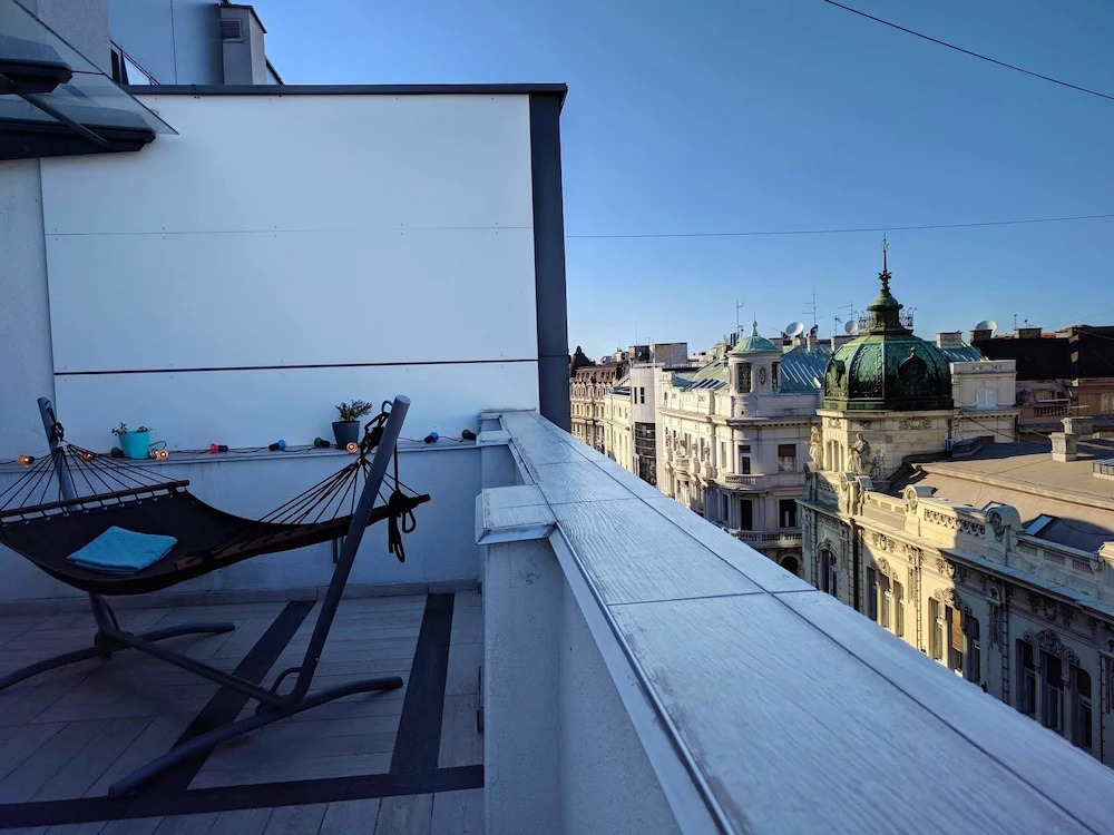 Basco Knez Mihailova Apartments