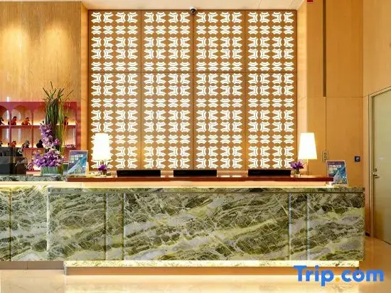 Hotel Five