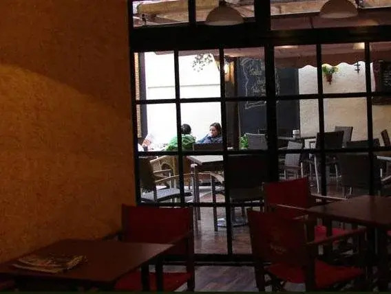 Hostal Montsant