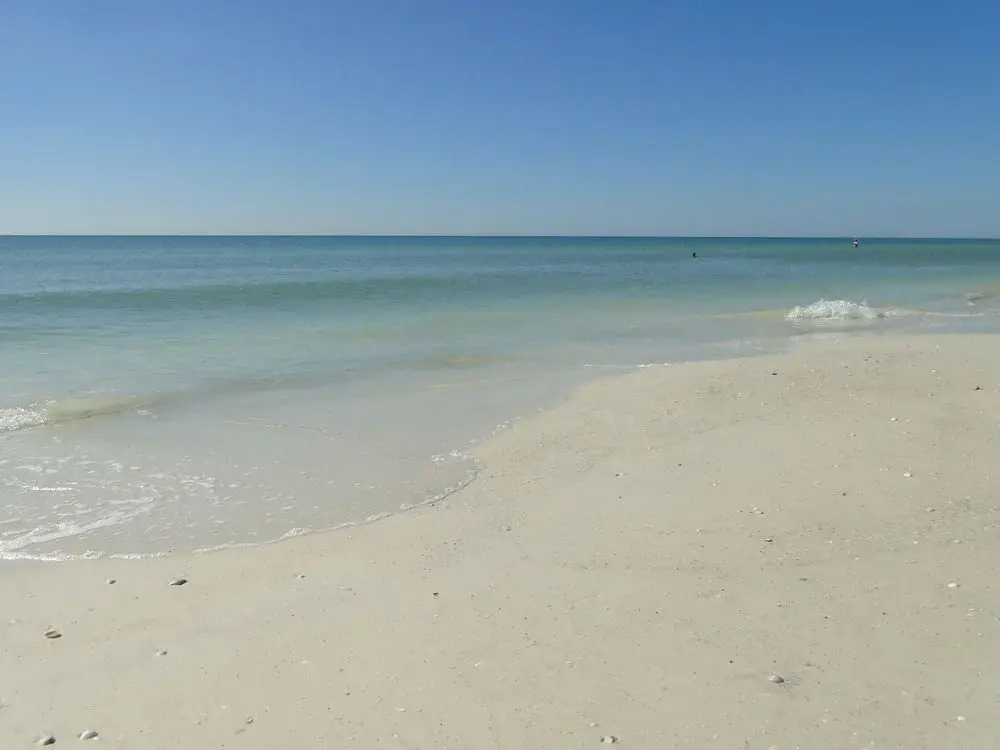 White Sands Beach Resort - Anna Maria Island