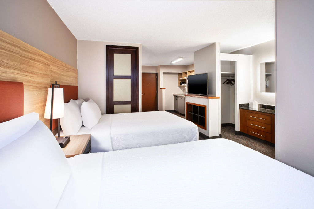Candlewood Suites - Cincinnati Northeast - Mason by IHG