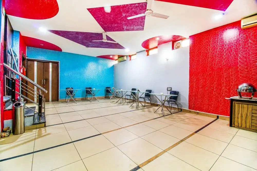 Fabhotel The Residency