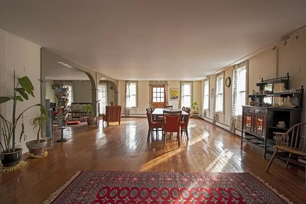 The Woodbine Inn