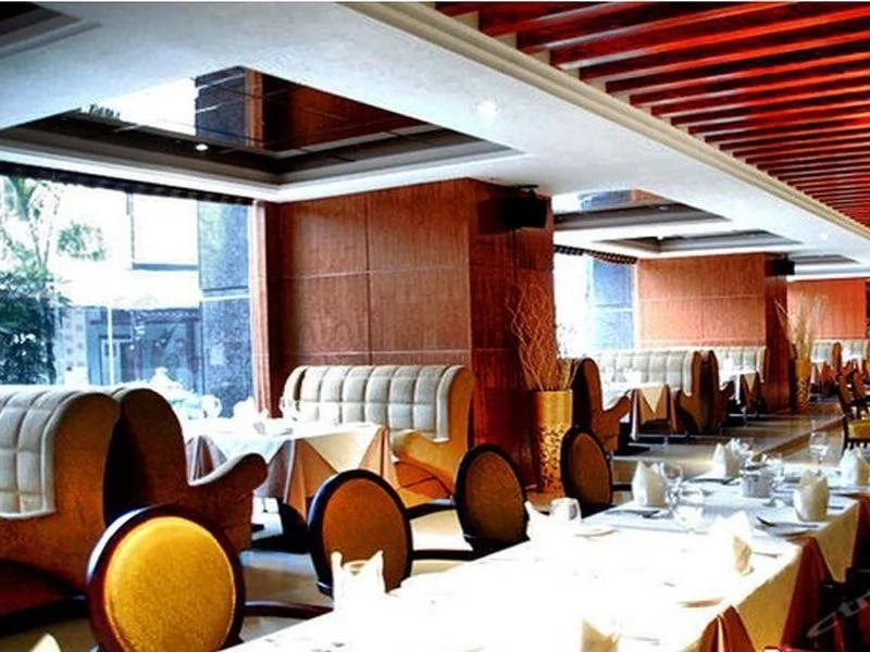 Oriental Glory Hotel