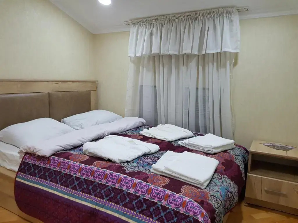 GUEST HOUSE 15A