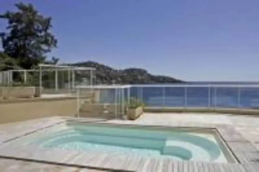 Villa LouCade