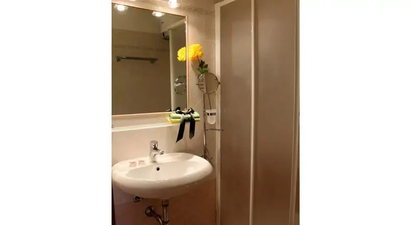 Planet Apartments