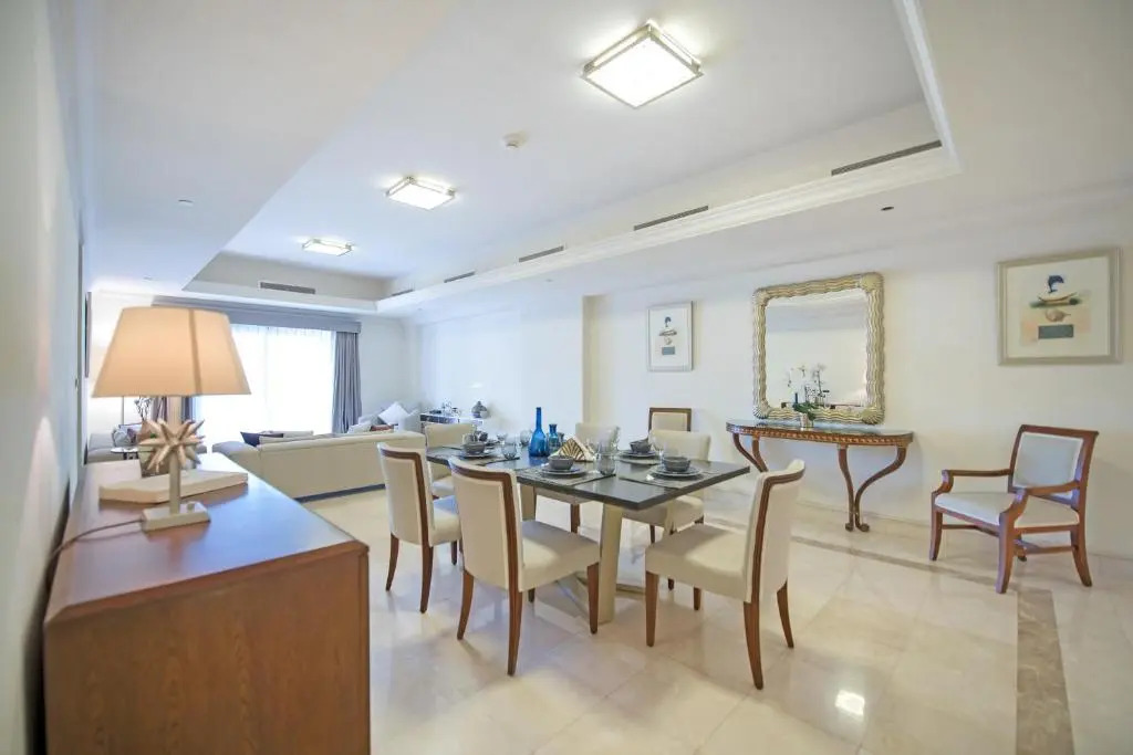 Luxurious 3BR Townhouse with Maid's & Private Pool in Palm Jumeirah