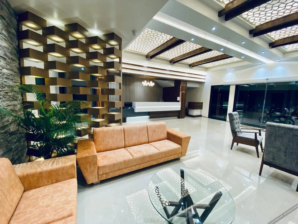 Hotel Pratham