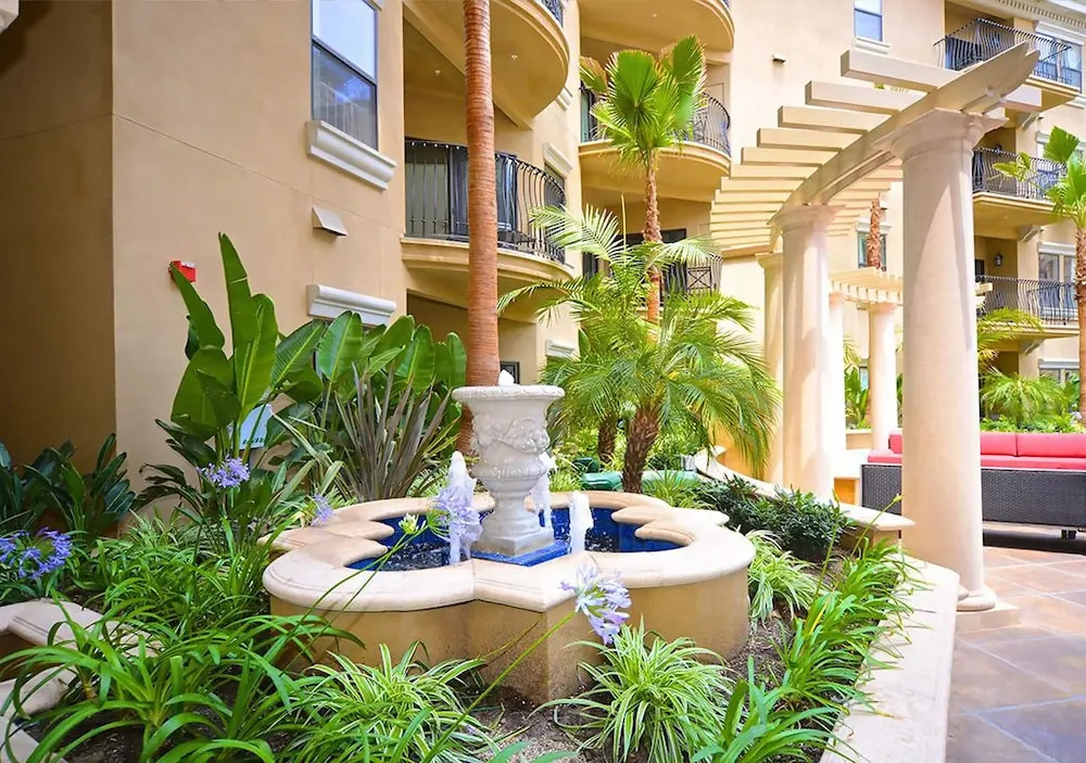 Downtown LA Artistic Apartments