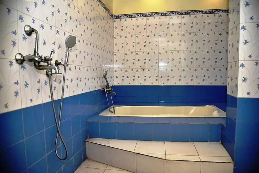 Hotel Saptarshi