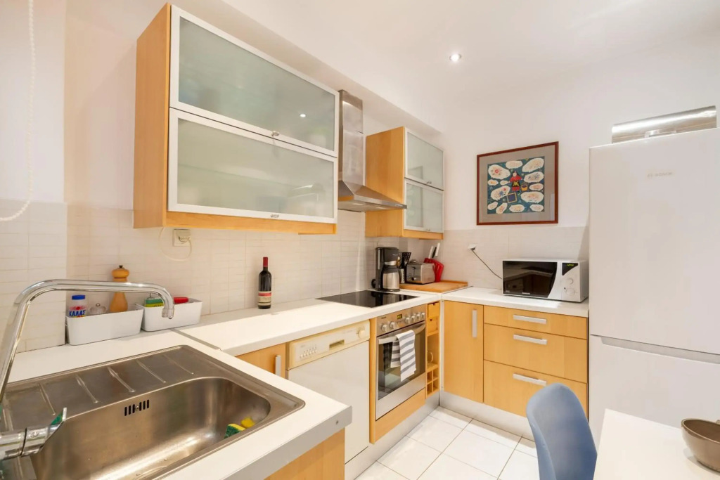 Vibrant in Pangrati by Athenian Homes