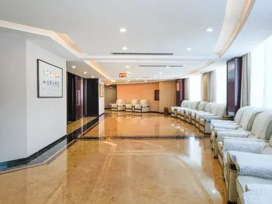 Yingjun International Hotel