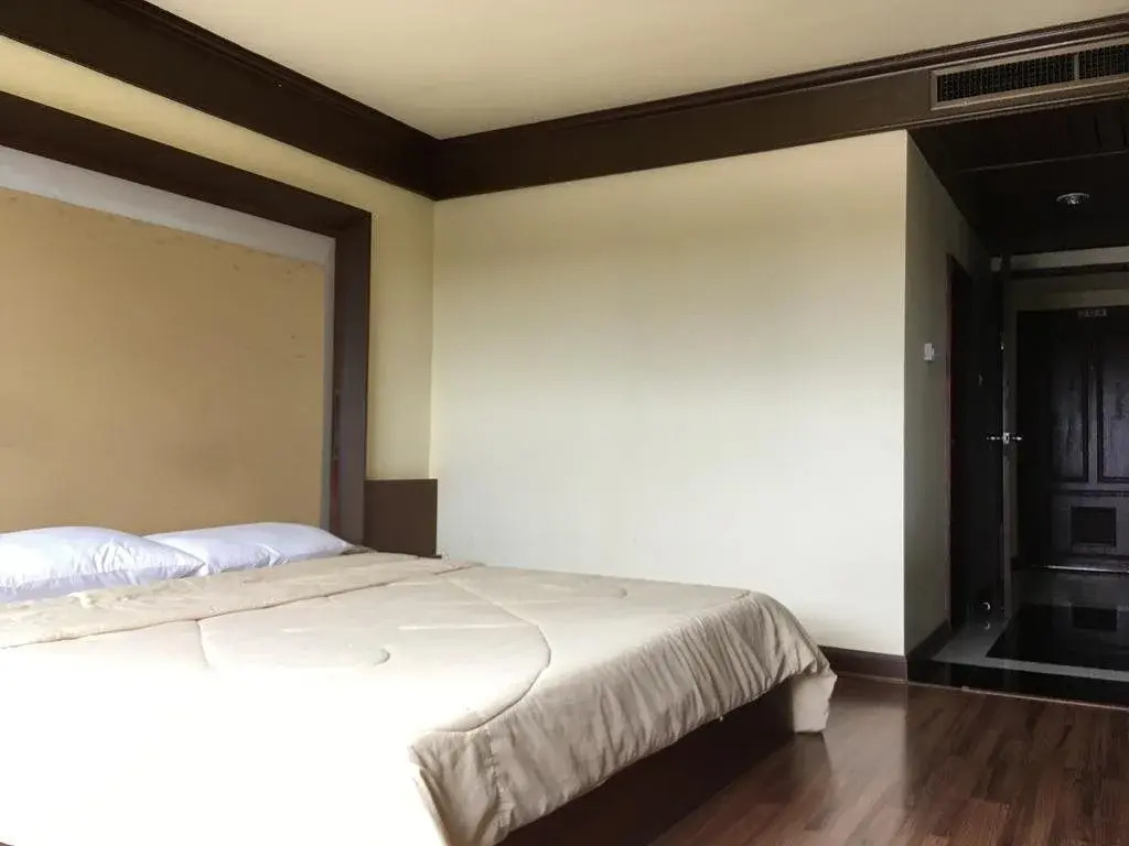 Chumphon Grand Palace Hotel