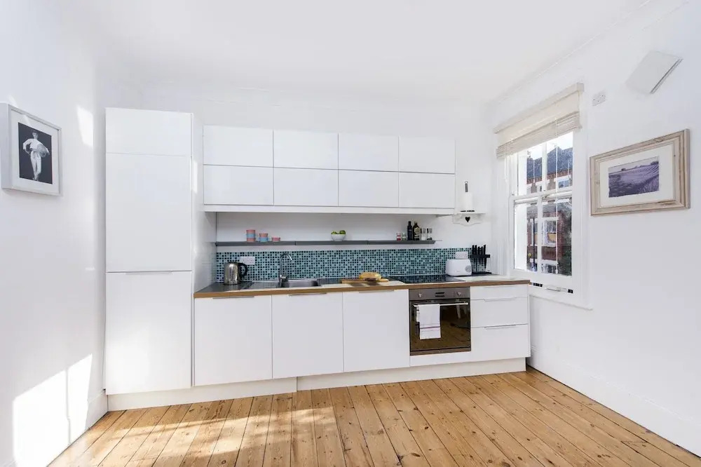 Stunning 2BR Victorian Flat In Vauxhall
