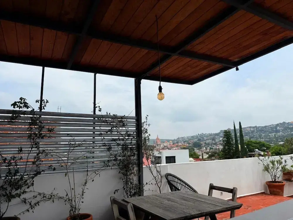 Casa Hoja Azul