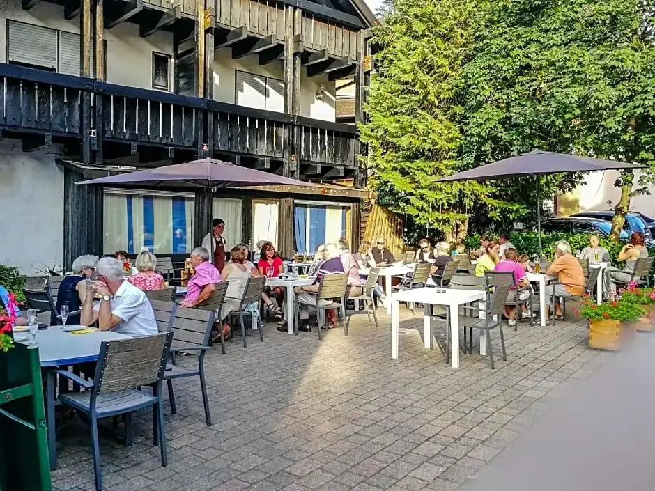 Hotel Grüner Baum - Hotel im Murgtal, Schwarzwald