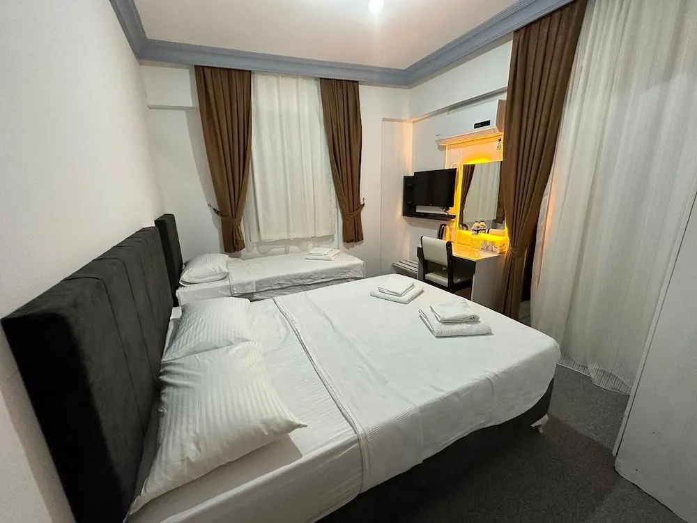 Ezel Group Hotel